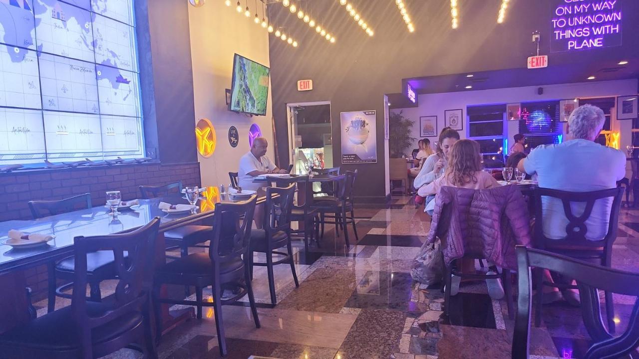 Sherry Frontenac Oceanfront 마이애미 비치 외부 사진